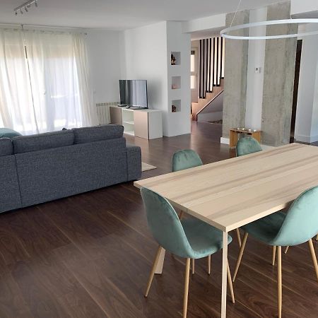 Chalet Con Piscina Privada A 25 Min De Madrid 阿罗约莫利诺斯 外观 照片