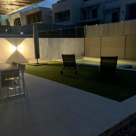 Chalet Con Piscina Privada A 25 Min De Madrid 阿罗约莫利诺斯 外观 照片