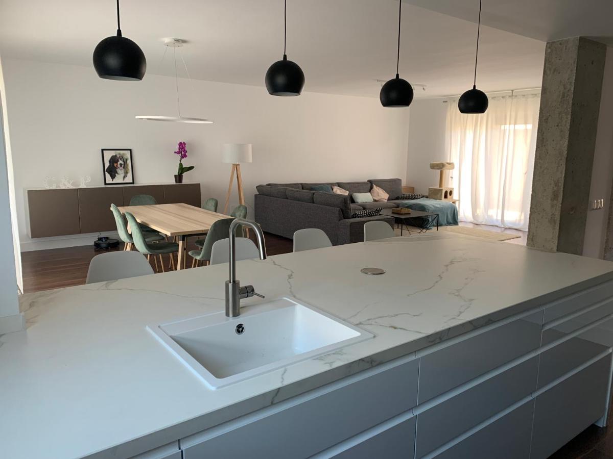 Chalet Con Piscina Privada A 25 Min De Madrid 阿罗约莫利诺斯 外观 照片