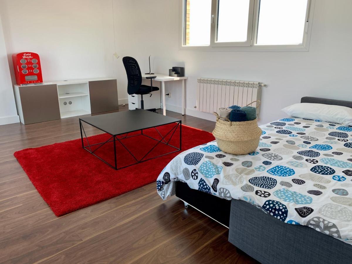 Chalet Con Piscina Privada A 25 Min De Madrid 阿罗约莫利诺斯 外观 照片