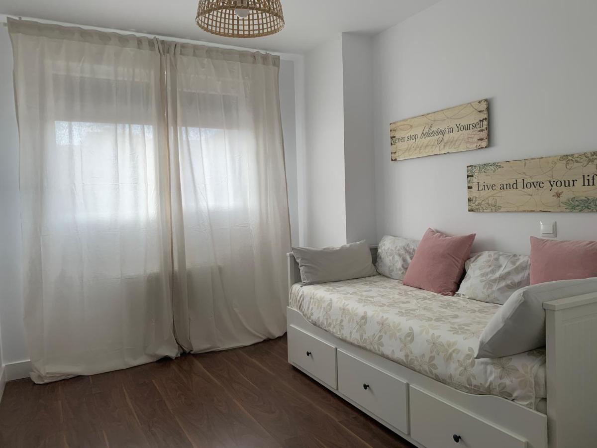 Chalet Con Piscina Privada A 25 Min De Madrid 阿罗约莫利诺斯 外观 照片